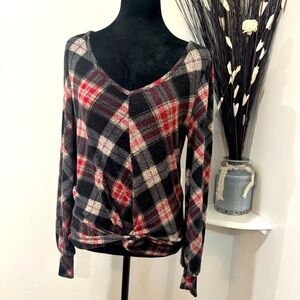 Maurice’s 24/7 Plaid Twist Front Soft Knit Top – Size XS